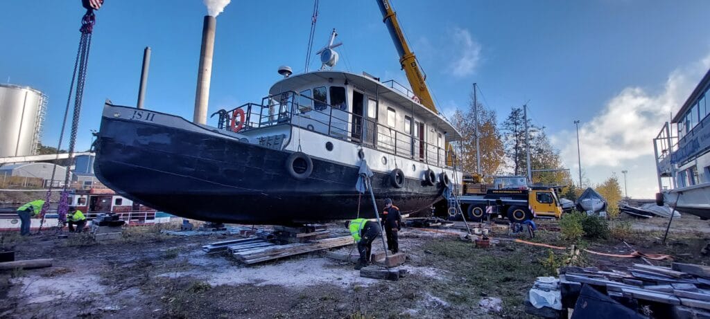 TELAKOINTI - Lue lisää